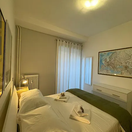 Urban Oasis Near Appia Antica Park Apartment